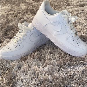 Nike Air Force 1